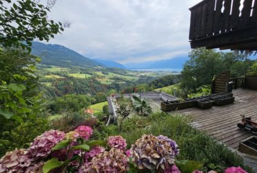 Splendide chalet avec vue panoramique sur le lac et les alpes