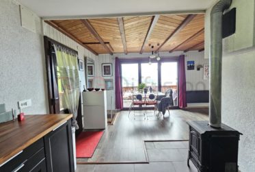 Splendide chalet avec vue panoramique sur le lac et les alpes