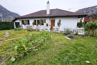 BELLE MAISON AVEC GRAND POTENTIEL