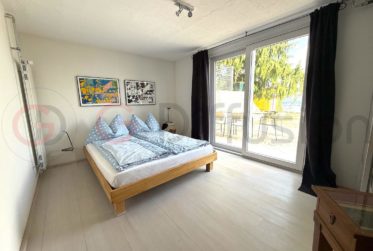 8 Zimmer Haus, Wohnanlage