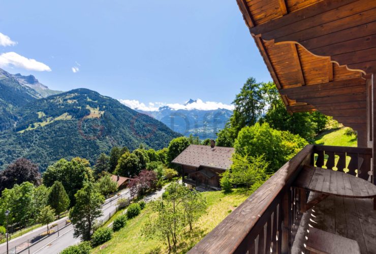 Spacieuse propriété avec vue panoramique