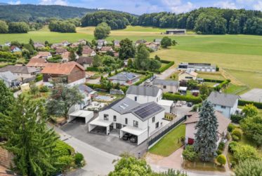 Élégante villa familiale avec Terrasse/ jardin, stationnements et haute performance énergétique