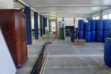 locaux commerciaux à vendre aux Evouettes