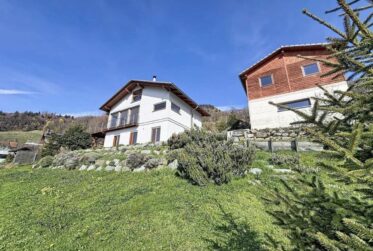 Maison d’architecte d’exception avec vue panoramique sur les Dents du Midi à Corbeyrier