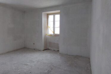 Immeuble en rénovation - 6 appartements – Vouvry (VS)
