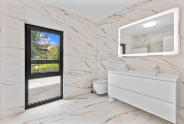 Splendide villa mitoyenne de 5.5 pièces à louer